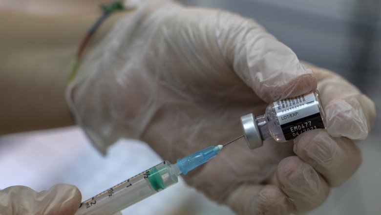 Начальник генштаба Испании ушел в отставку после скандала с вакцинацией