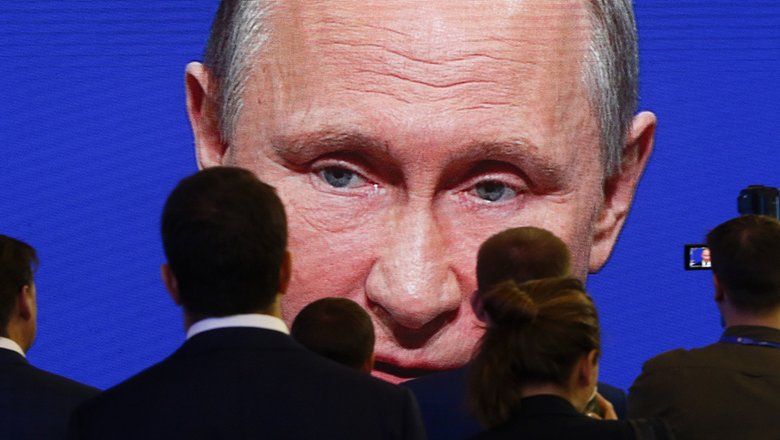 Путин предложил снять возрастной ценз для назначаемых президентом чиновников