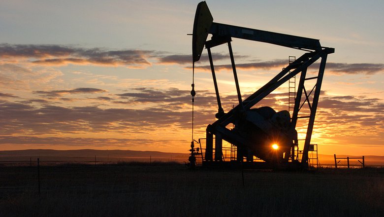 Цена нефти Brent превысила $62 за баррель