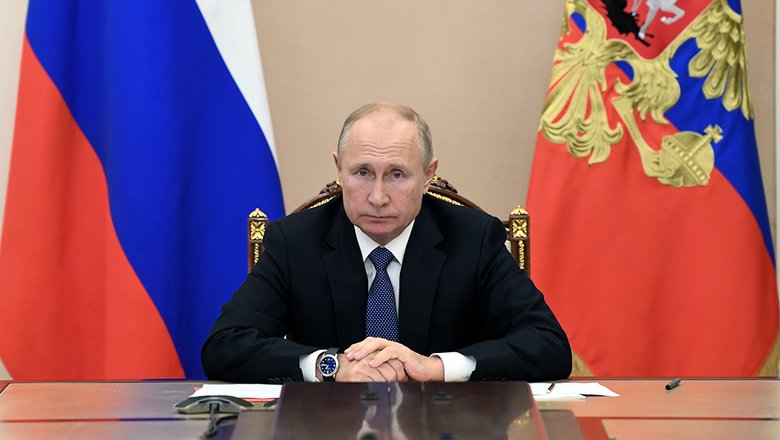 Путин присвоил звания генералов 26 сотрудникам силовых ведомств