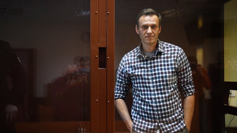 Суд назначил Навальному штраф в размере 850 тыс. рублей за клевету на ветерана