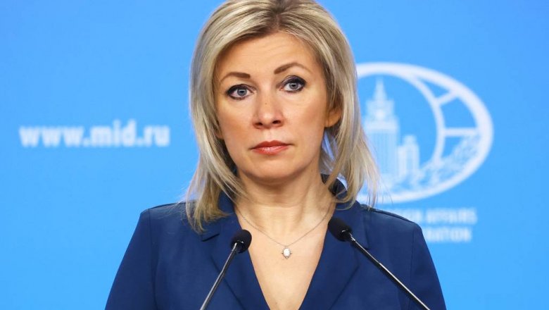 Захарова считает, что кто-то диктует Евросоюзу, как вести себя с Россией