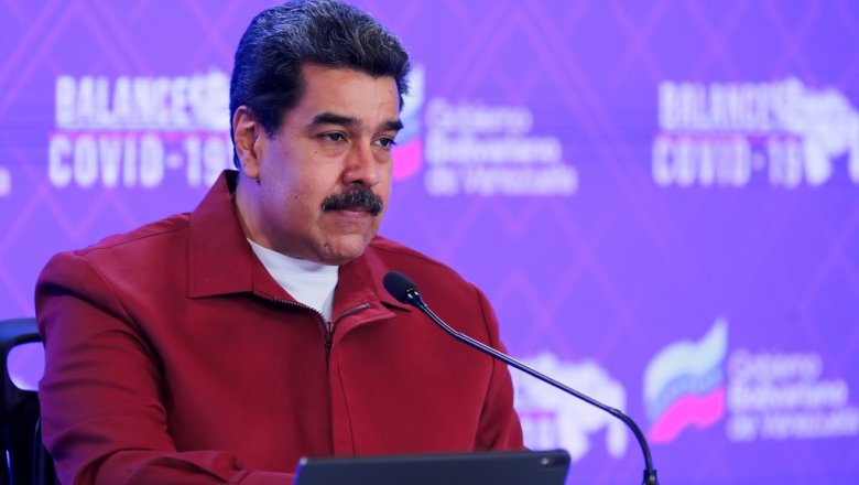 Мадуро привился вакциной «Спутник V»