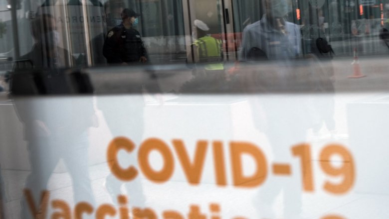 Власти штата Нью-Йорк начали применение электронных сертификатов вакцинации от COVID-19