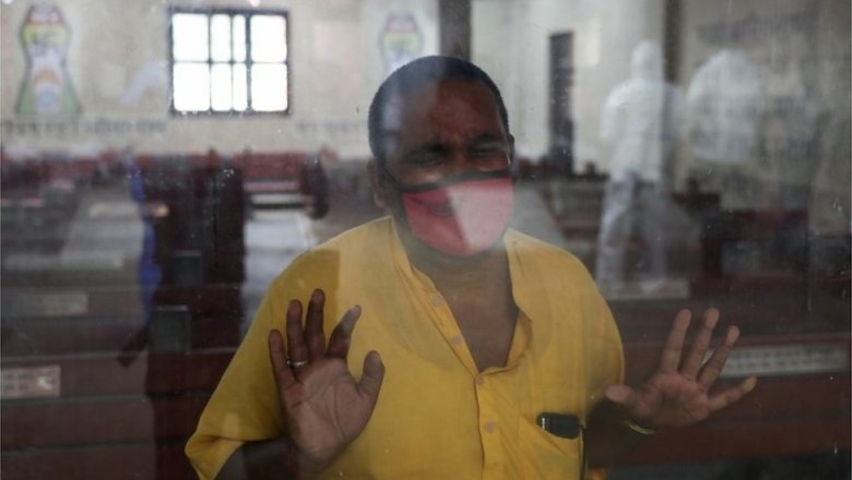 Больницы переполнены, крематории перегружены: как выглядит страшная волна Covid-19 в Индии