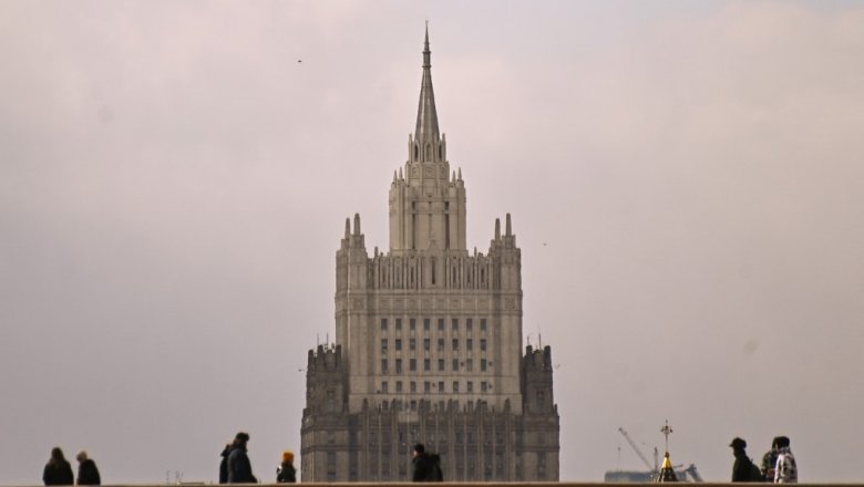 Россия вышлет пять польских дипломатов в ответ на меры Варшавы