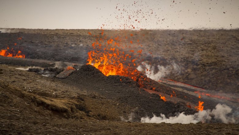 Проснувшийся в Исландии вулкан выставили на продажу