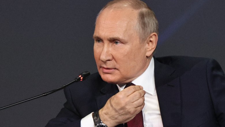 «Демократические резиновые пули» и должна ли Москва «всех кормить». Ответы Путина на ПМЭФ