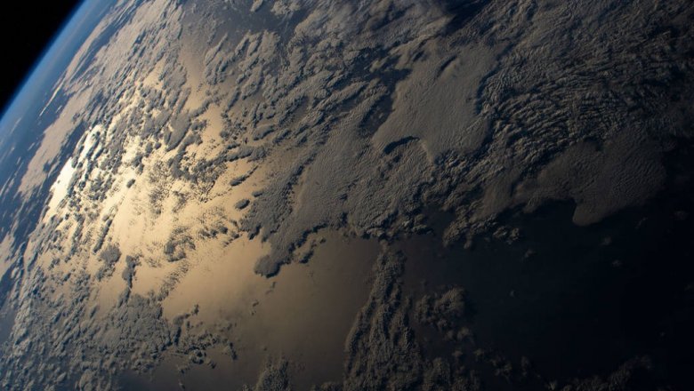 На МКС сделали завораживающий снимок Земли