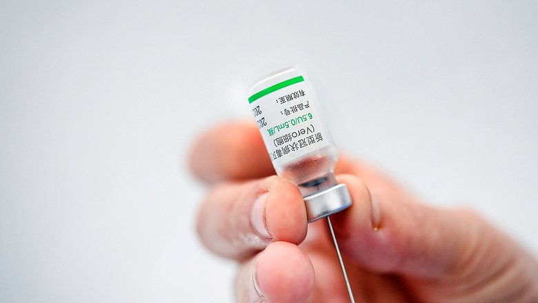 СМИ узнали об угрозах Китая остановить поставки вакцин на Украину