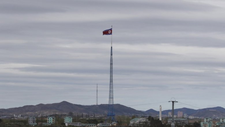 Лидеры Южной Кореи и КНДР договорились восстановить канал связи между двумя странами