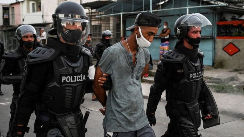 Протесты на Кубе: власти идут на уступки, но аресты продолжаются