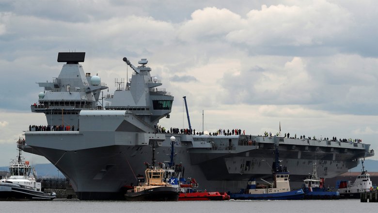 Telegraph: российская подлодка следила за авианосной группой ВМФ Британии