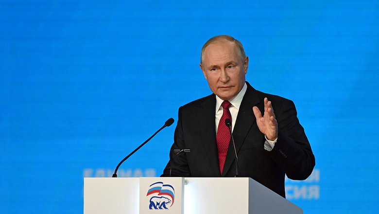 Путин: Выплату в 10 тысяч рублей получат все пенсионеры — и работающие, и нет
