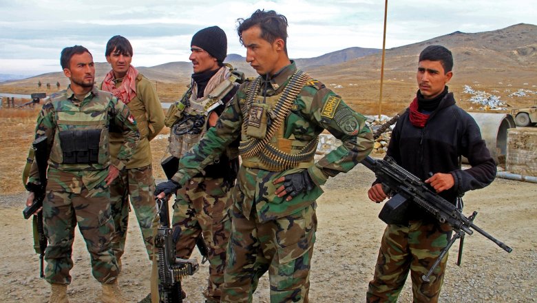 Силы вице-президента Афганистана начали бои с талибами