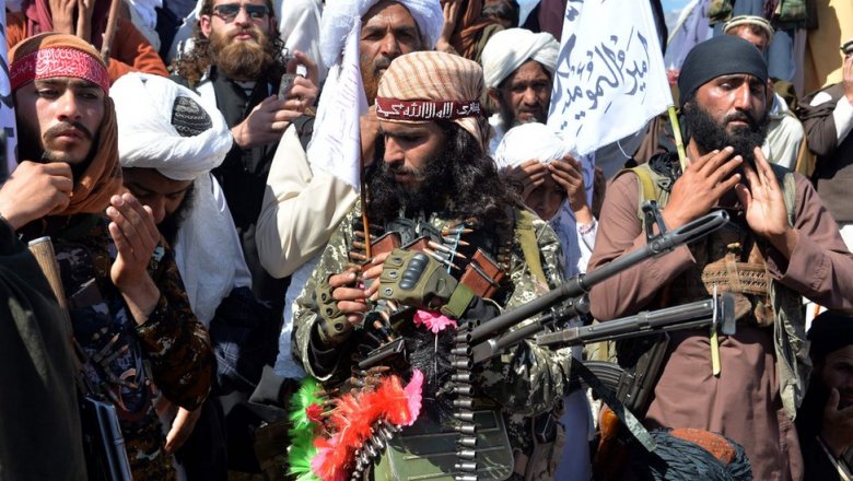Талибы берут власть в Афганистане. Почему Кабул пал так быстро?