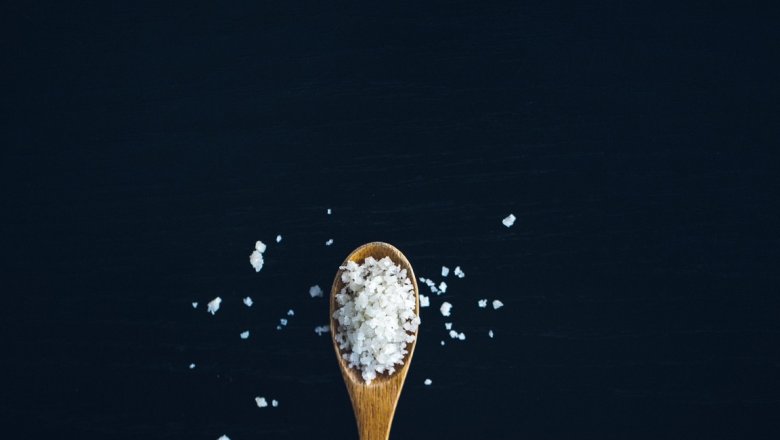 Исследование: отказ от соли может спасти миллионы жизней