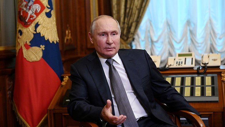 Путин назвал количество заболевших коронавирусом в его окружении