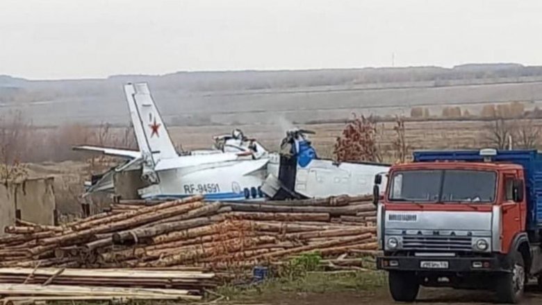 МЧС сообщило о 15 погибших при падении самолета L-410 в Татарстане