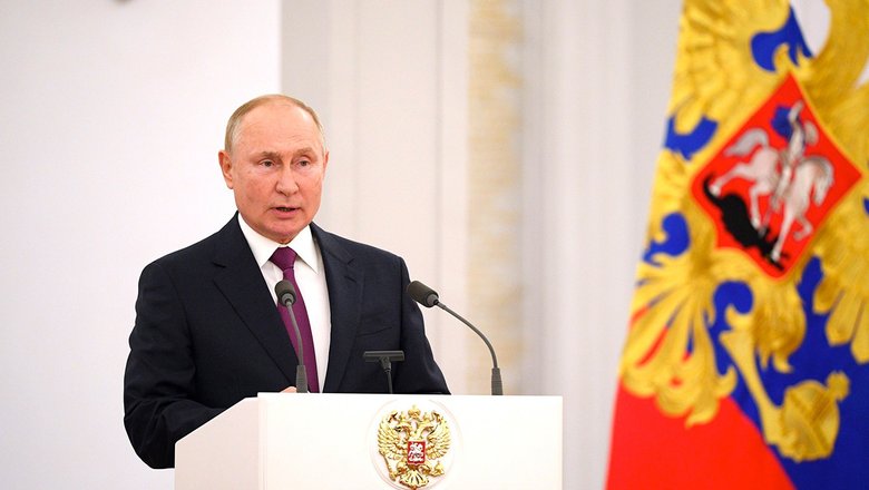 Путин поручил «Газпрому» повысить запасы в Европе после закачки в российские хранилища
