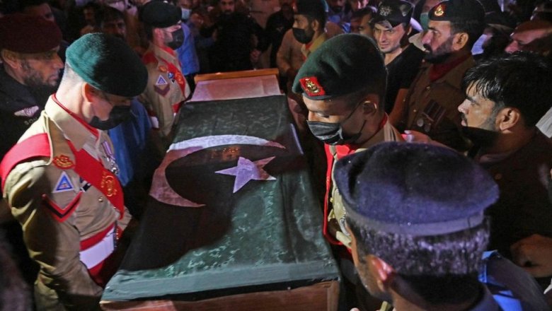 Умер Абдул Кадир Хан — отец атомной бомбы Пакистана и «самый опасный человек в мире». Он передал ядерные секреты КНДР и Ирану