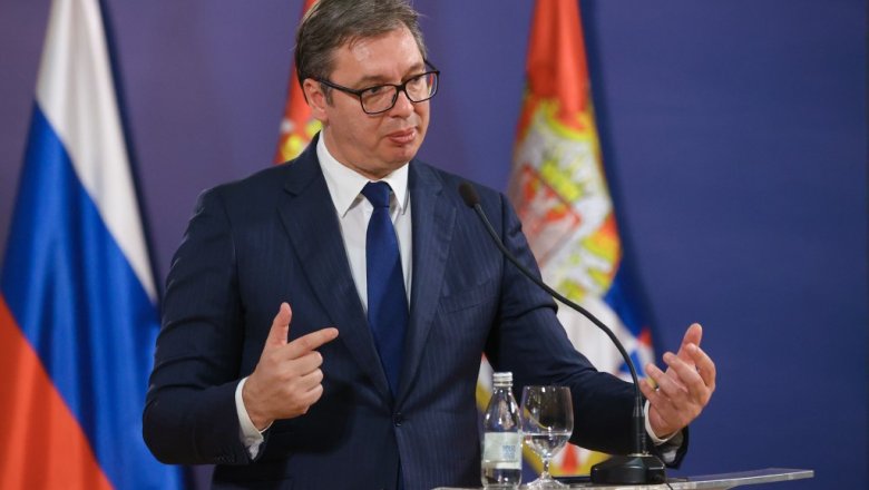 Вучич связал цены на российский газ с ростом зарплат в Сербии