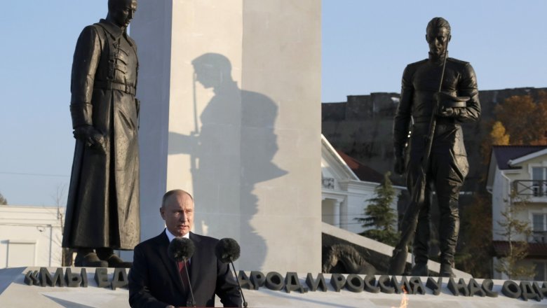 Путин заявил, что Крым и Севастополь — навсегда с Россией