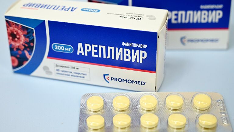 В России зарегистрировали препарат от COVID-19 «Арепливир»