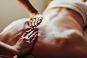 Эротичекий массаж и какую пользу он может принести