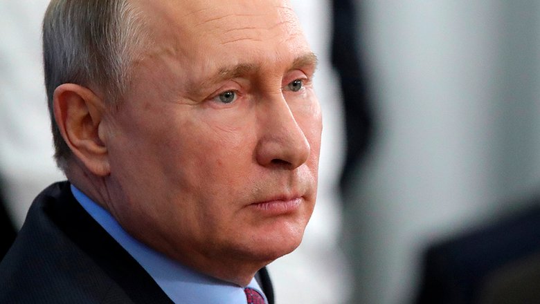 Путин призвал защитить интересы непрофессиональных инвесторов