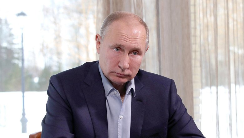Путин заявил о случаях манипулирования статистикой по зарплатам