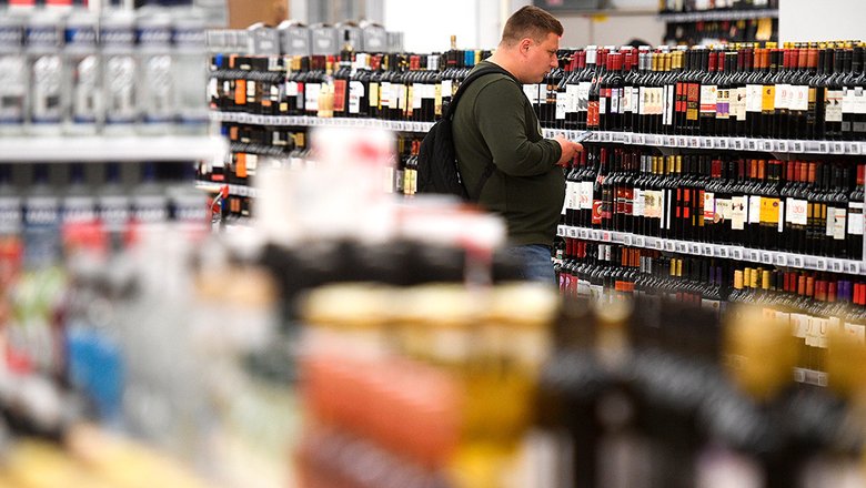 «Запреты надоели»: что в регионах думают о продаже алкоголя в праздники
