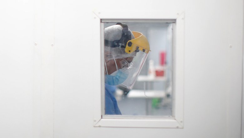 В Швеции врачи обнаружили у новорожденного новую мутацию коронавируса