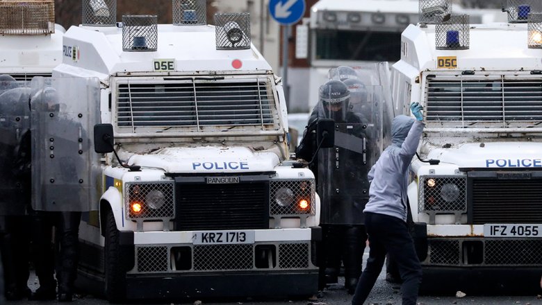 Столкновения и аресты: неделя беспорядков в Северной Ирландии