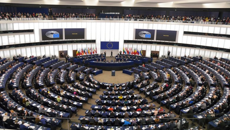 В Европарламенте призвали изменить санкции в отношении РФ