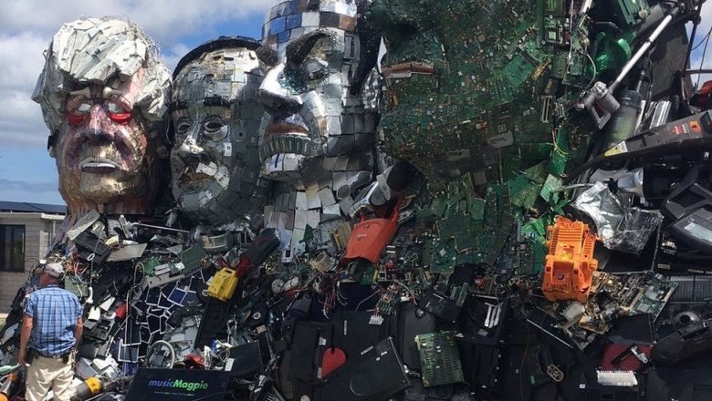 Новая версия монумента на горе Рашмор — из электронных отходов