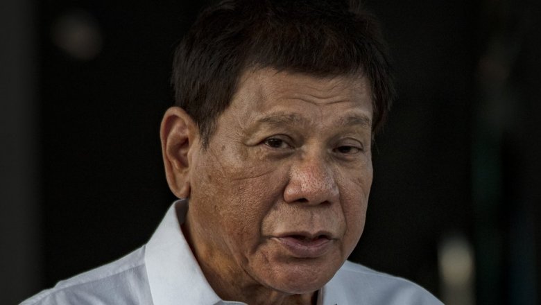 Родриго Дутерте неожиданно уходит из политики. Президент Филиппин поощрял внесудебные расправы и убийства