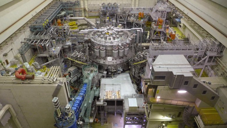 В Японии открылся крупнейший термоядерный реактор