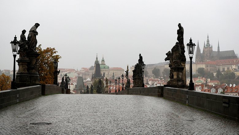 Живущие в Чехии россияне пожаловались на аннулирование их счетов некоторыми банками